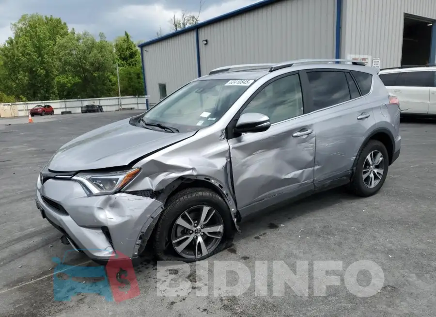 JTMRFREV1JD251814 Photo# 1