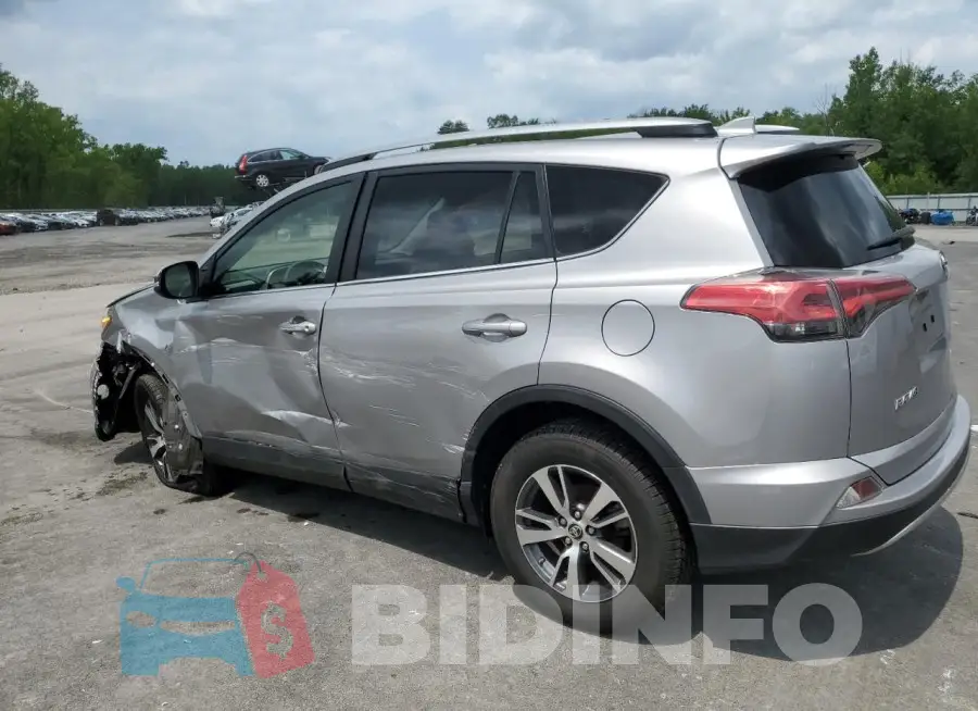 JTMRFREV1JD251814 Photo# 2