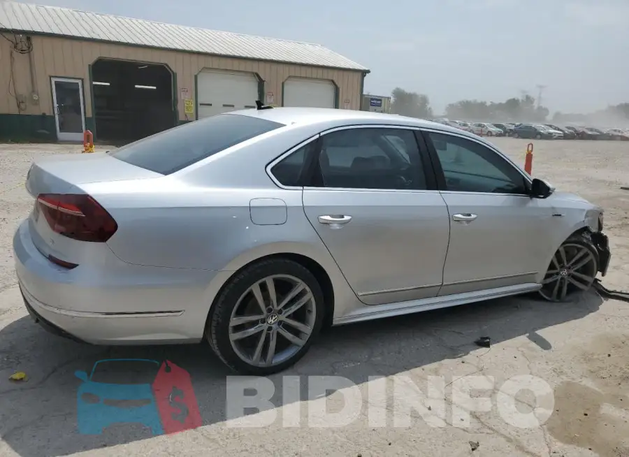 1VWDT7A38HC082917 Photo# 3
