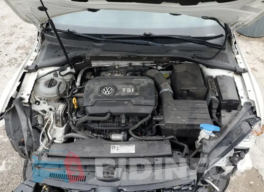 3VW547AU2HM060274 Photo# 11