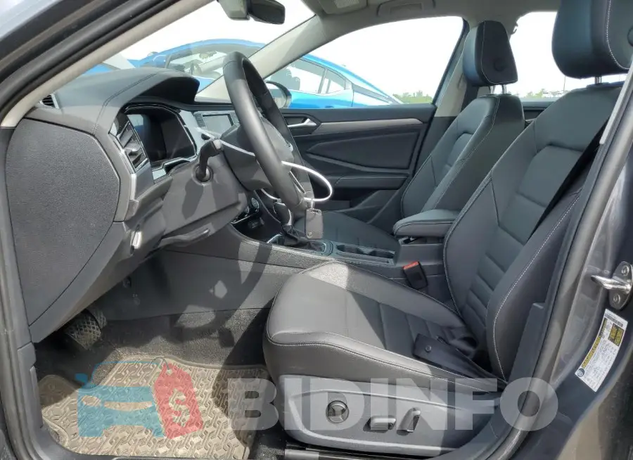 3VW7M7BUXRM039164 Photo# 7