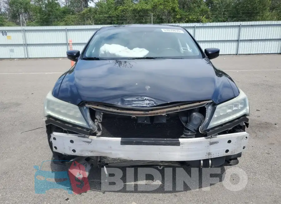 19UDE2F35GA025837 Photo# 5