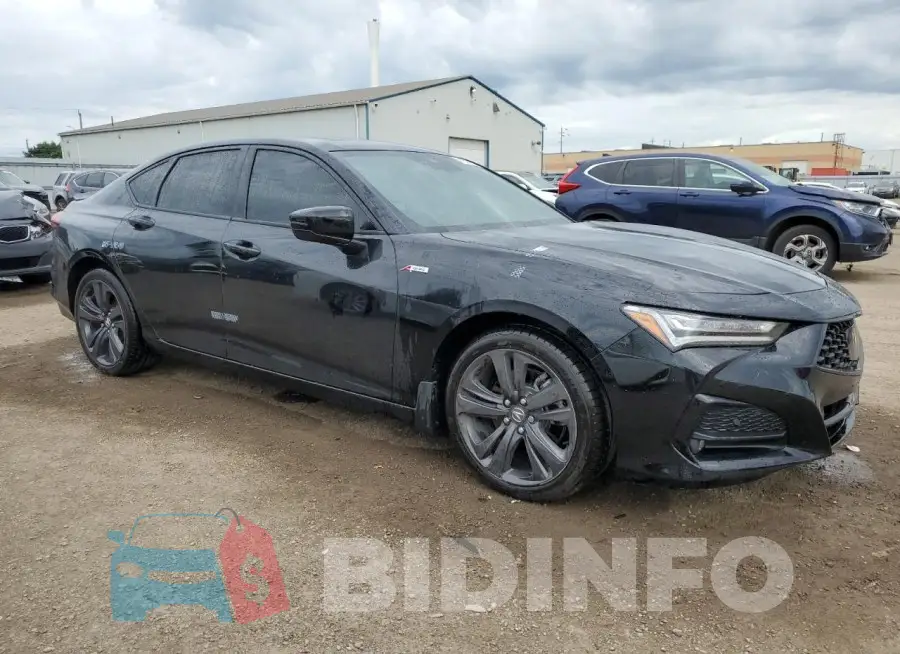 19UUB6F55NA800846 Photo# 4