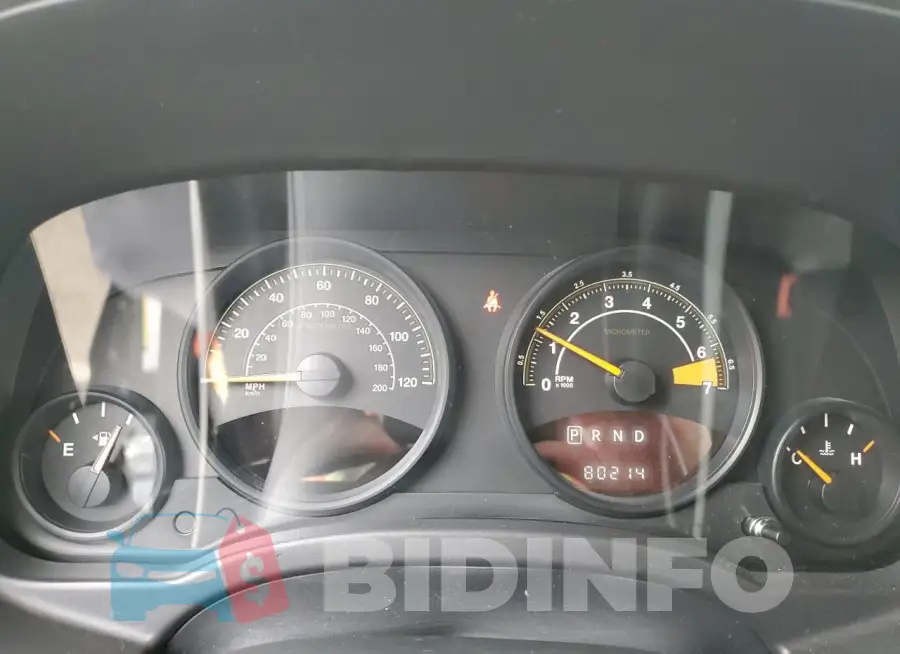1C4NJRBBXGD531991 Photo# 9