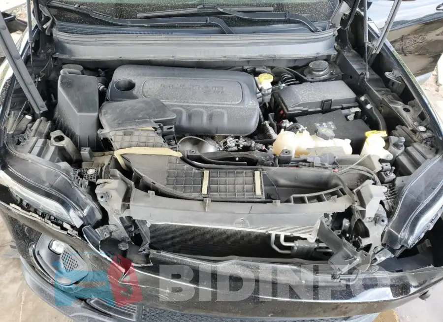 1C4PJLLB5KD383875 Photo# 11