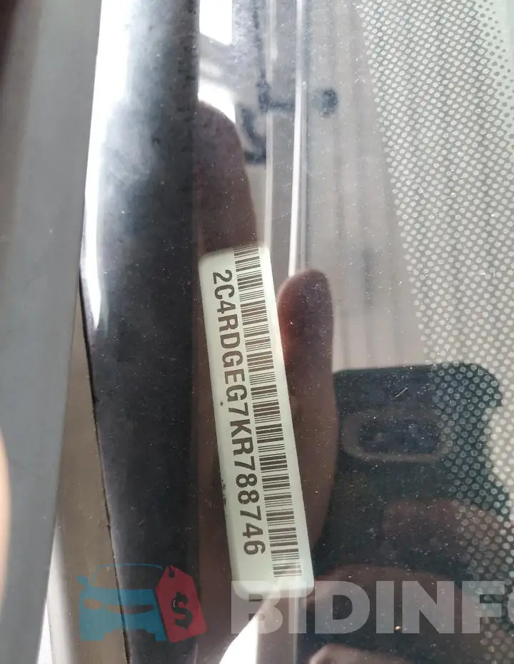 2C4RDGEG7KR788746 Photo# 13