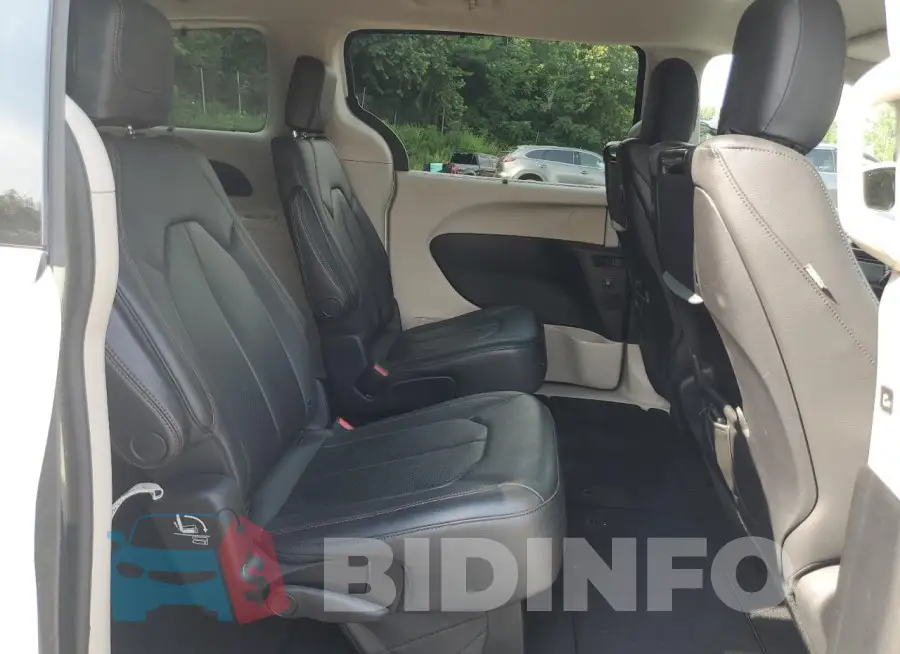 2C4RC1EG6HR507156 Photo# 11