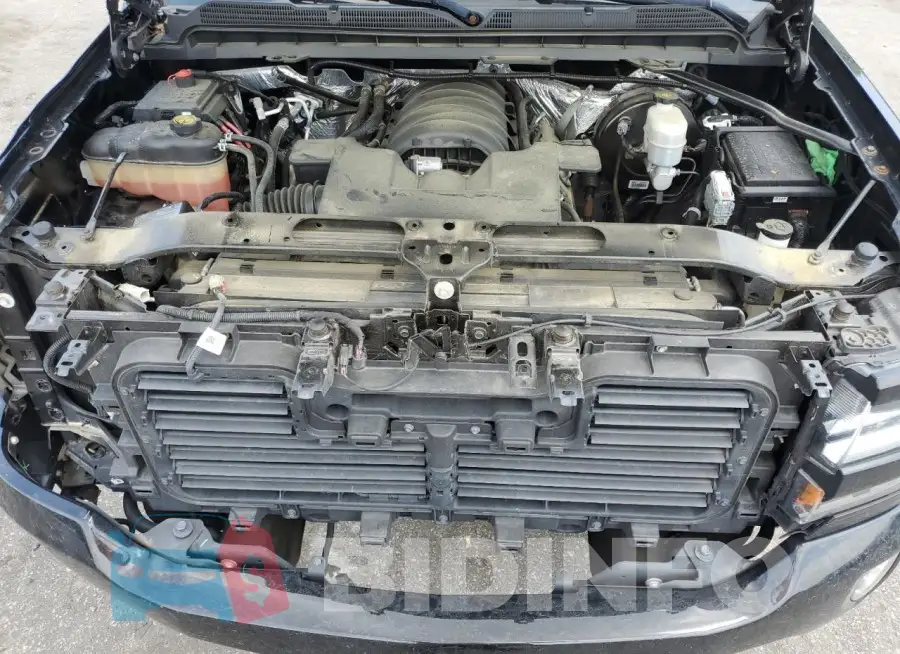 2GCVKRECXJ1105075 Photo# 11