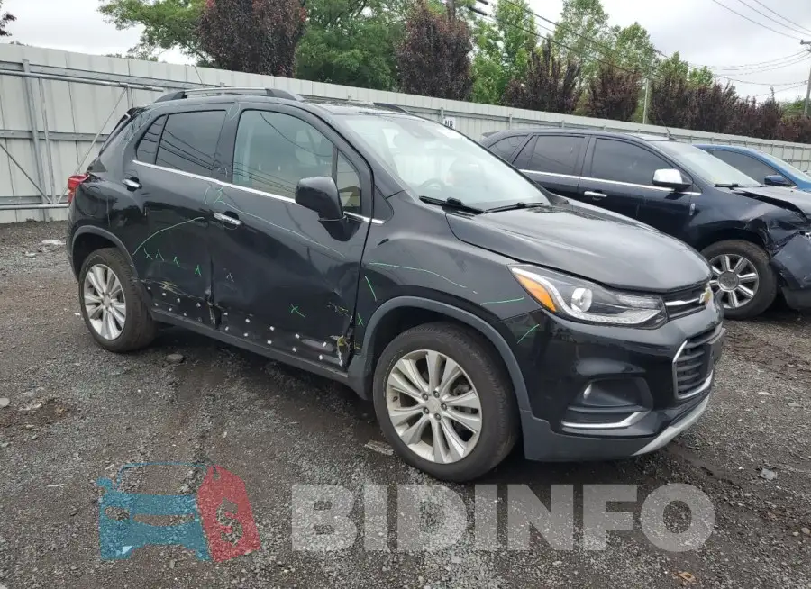 3GNCJRSB2JL263129 Photo# 4