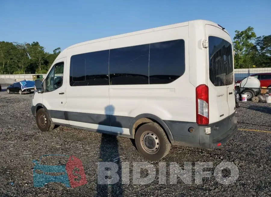 1FBAX2CV5HKB32596 Photo# 2