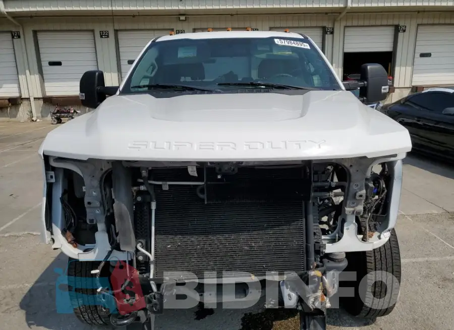 1FT7W2B6XKED50624 Photo# 5