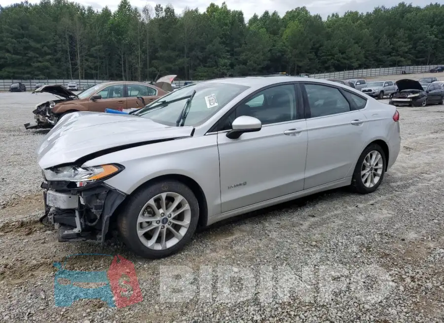3FA6P0LU7KR237842 Photo# 1