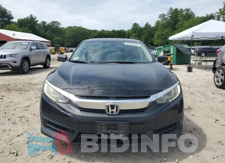 19XFC2F79GE208672 Photo# 5
