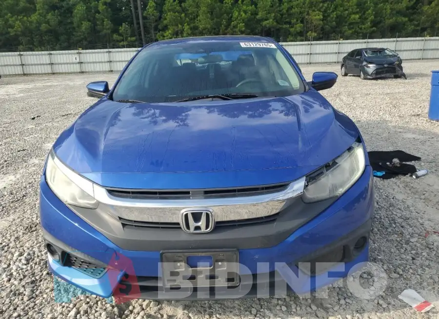 19XFC2F84HE031488 Photo# 5