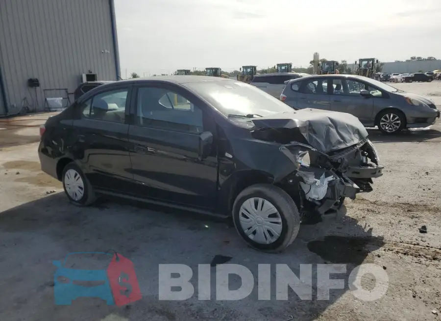ML32FUFJ9NHF07976 Photo# 4