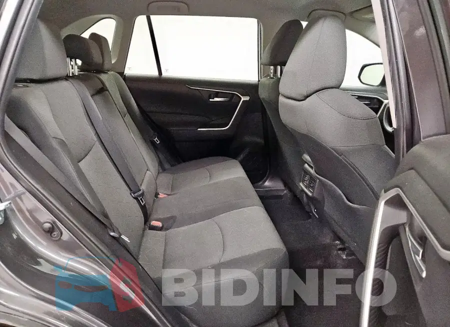 2T3P1RFV1MC246030 Photo# 11