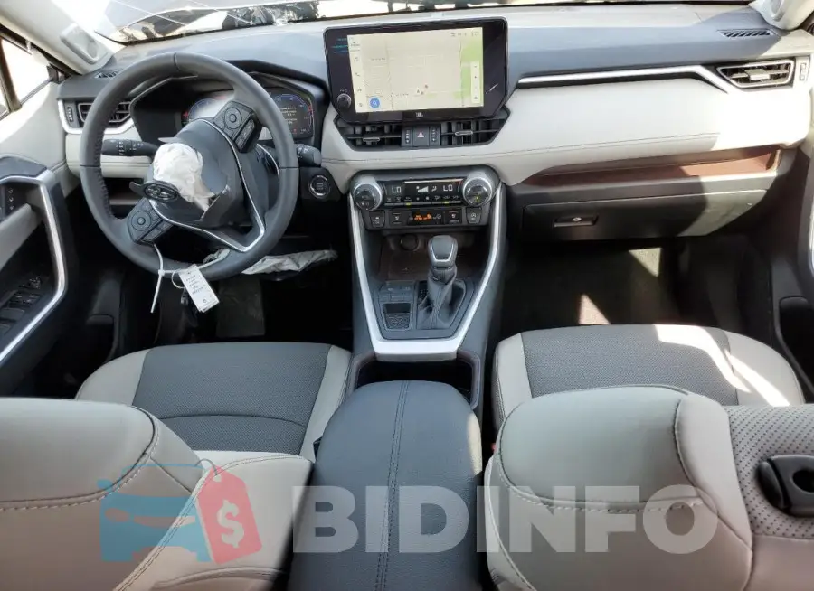 2T3Y1RFV4SC307288 Photo# 8