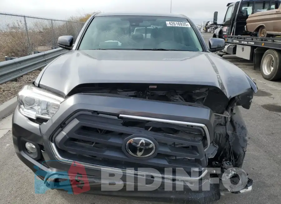 3TYAX5GN7MT021255 Photo# 5