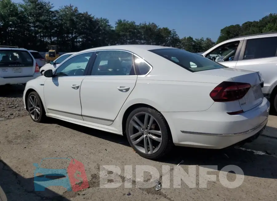 1VWDT7A38HC050386 Photo# 2
