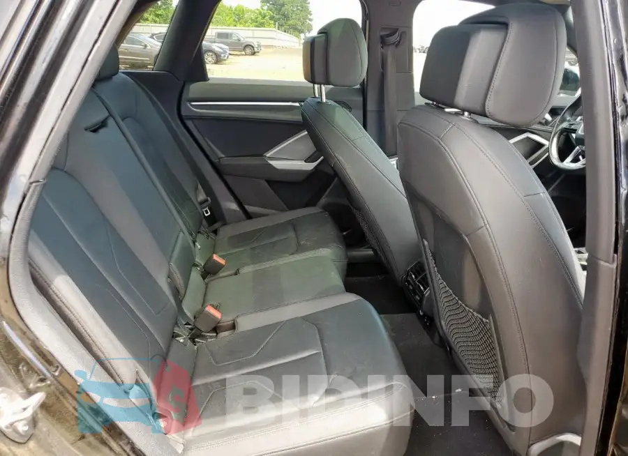 WA1AUCF32M1059265 Photo# 11