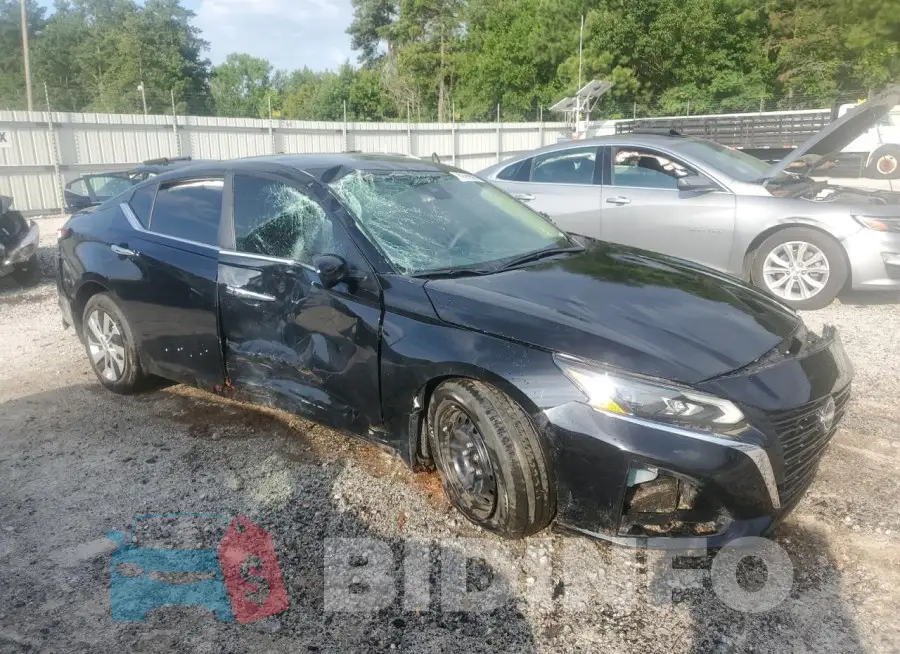 1N4BL4BV2PN422712 Photo# 4