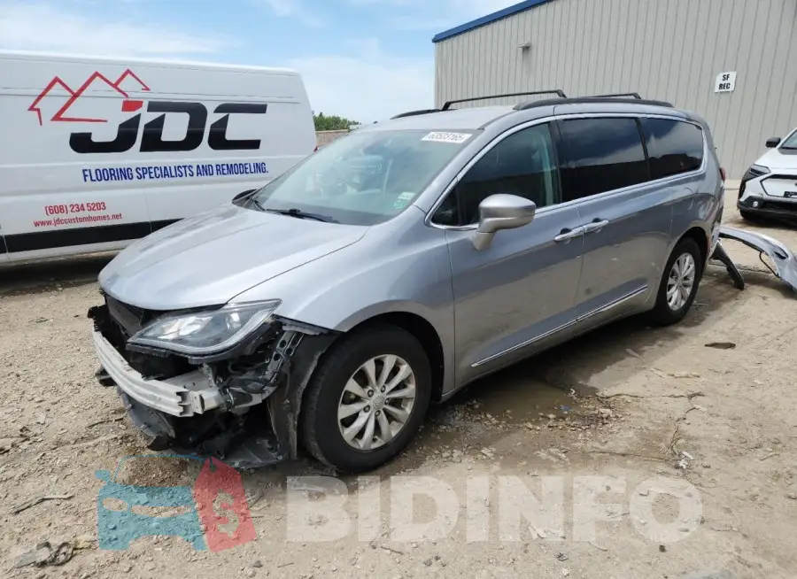 2C4RC1BG9HR621799 Photo# 1