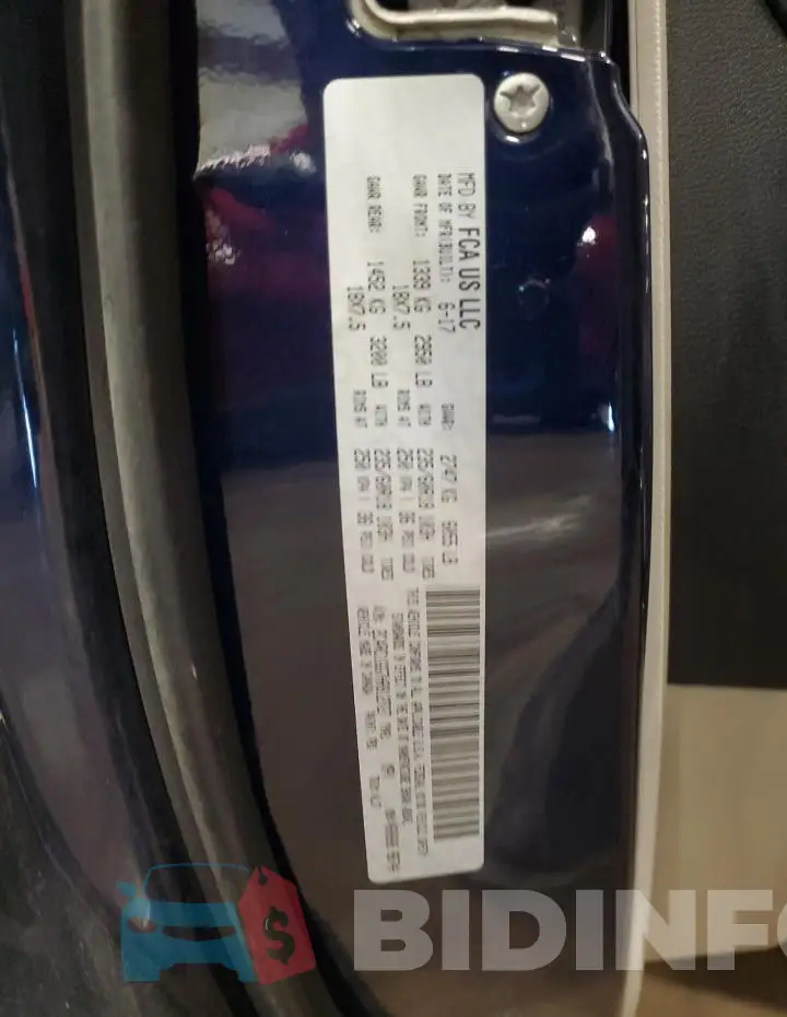 2C4RC1GG7HR812727 Photo# 14