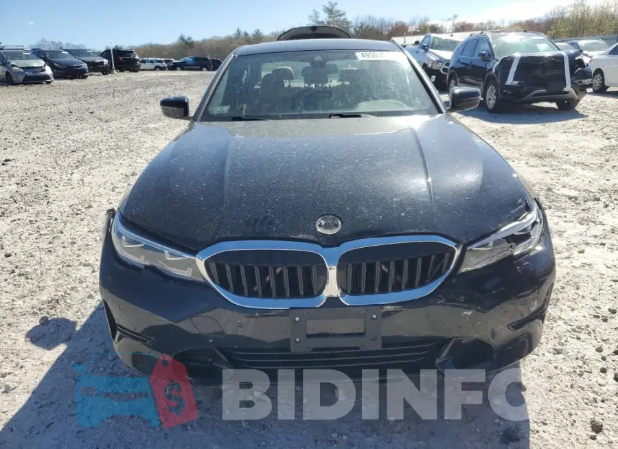 3MW5R7J04M8B62922 Photo# 5