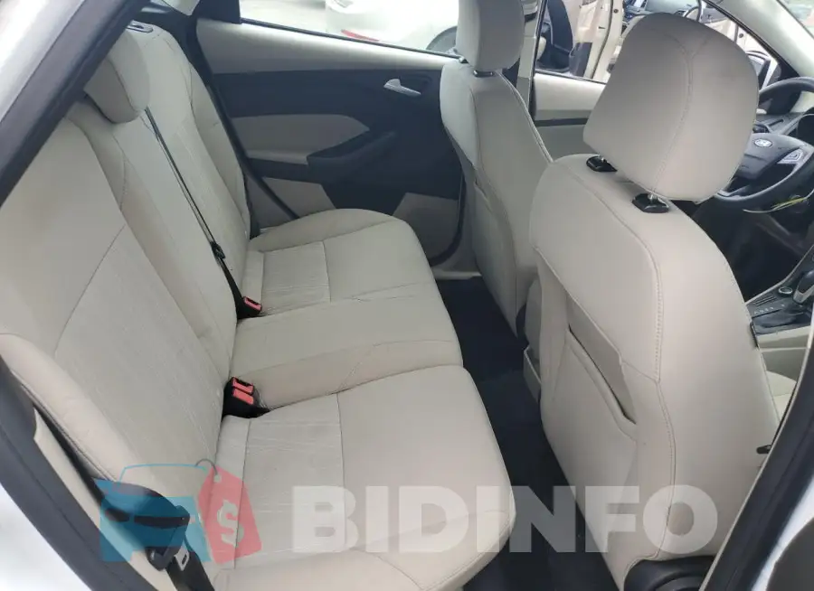 1FADP3K25GL304131 Photo# 11