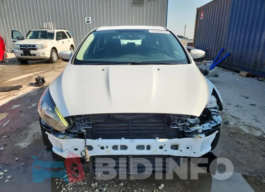 1FADP3M29HL205827 Photo# 5