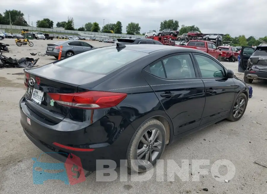 5NPD84LFXHH136913 Photo# 3