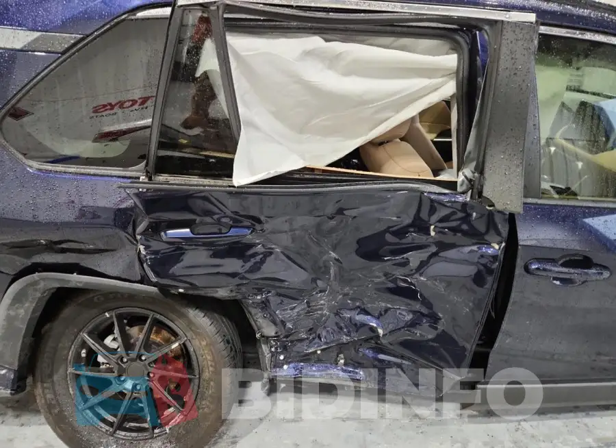 JTMW1RFV5KD030220 Photo# 10