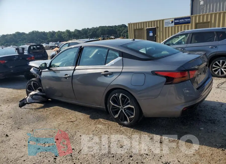 1N4BL4CV2RN431721 Photo# 2