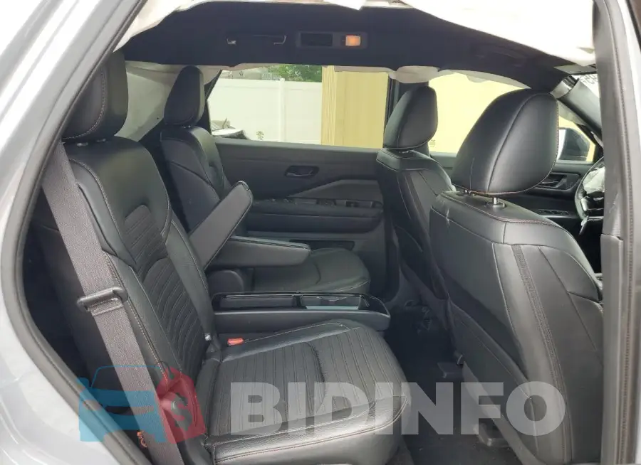 5N1DR3BD9PC237440 Photo# 11