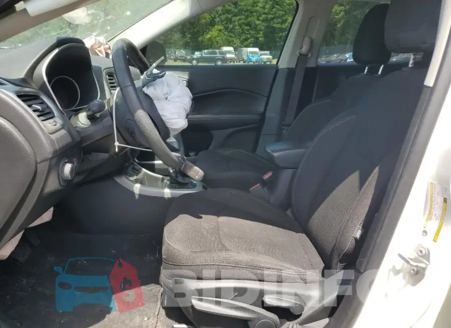 3C4NJCAB0LT170225 Photo# 7