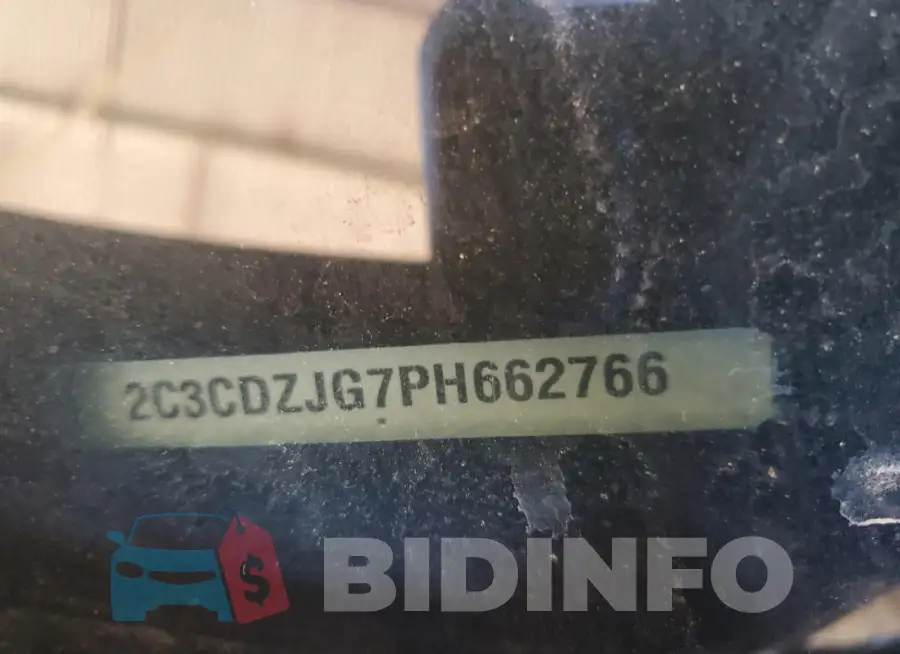 2C3CDZJG7PH662766 Photo# 13