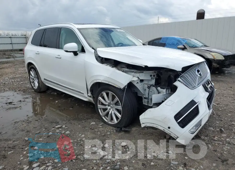 YV4A22PL7H1124344 Photo# 4