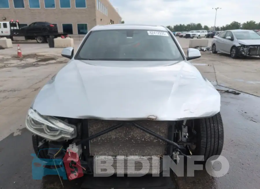 WBA8E3G55GNU04932 Photo# 5