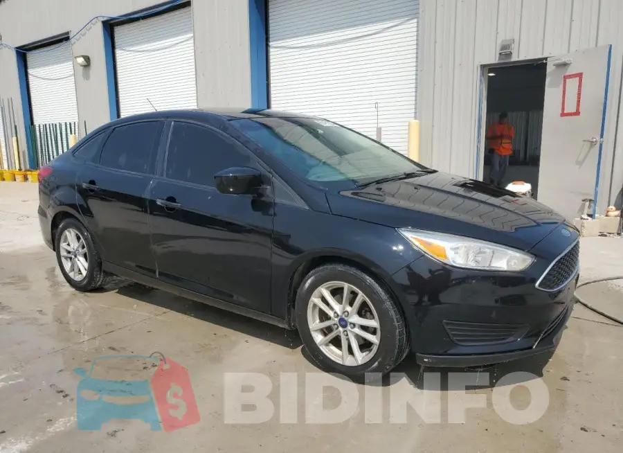1FADP3F28JL240636 Photo# 4