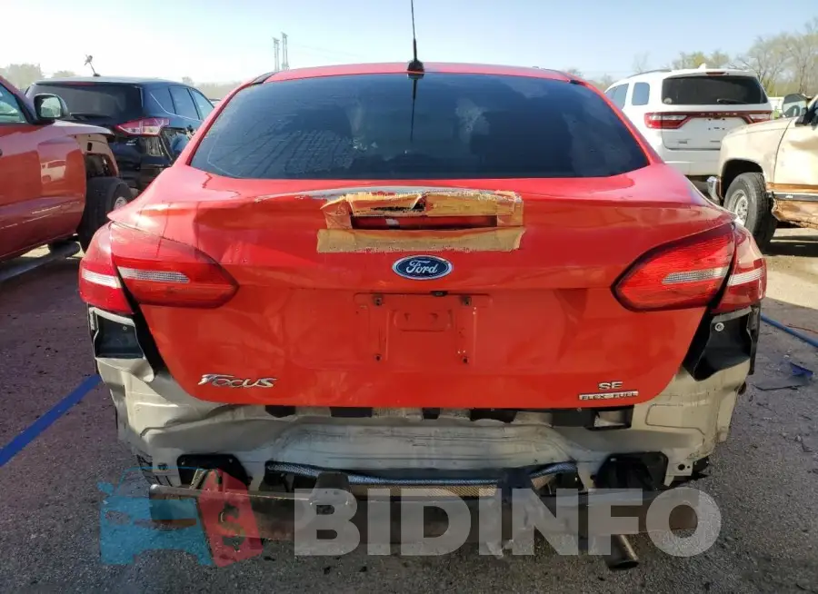 1FADP3F2XGL241084 Photo# 6