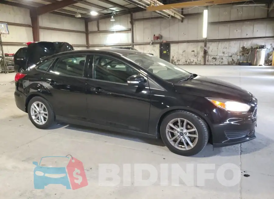 1FADP3F2XHL252667 Photo# 4