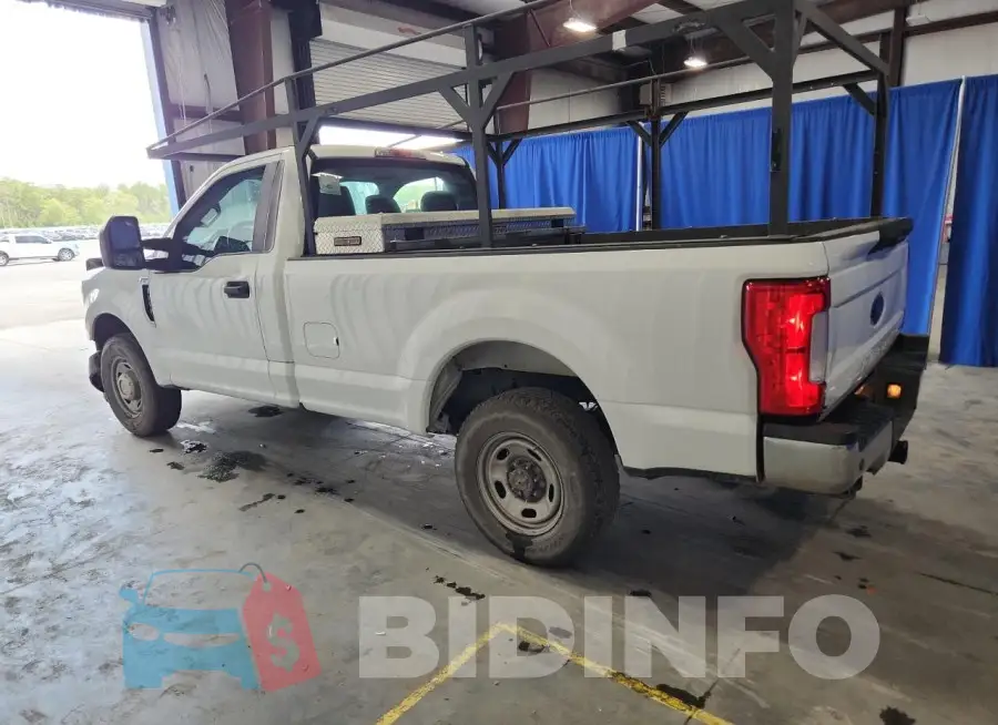1FTBF2A67KEG59978 Photo# 2