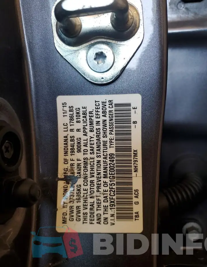 19XFC2F51GE002499 Photo# 13