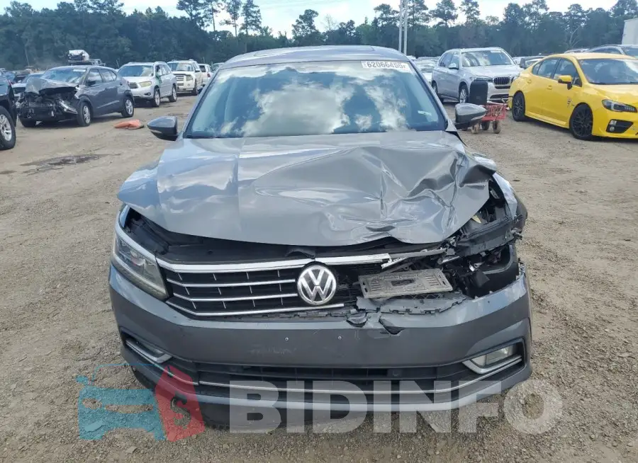 1VWGT7A31HC014603 Photo# 5
