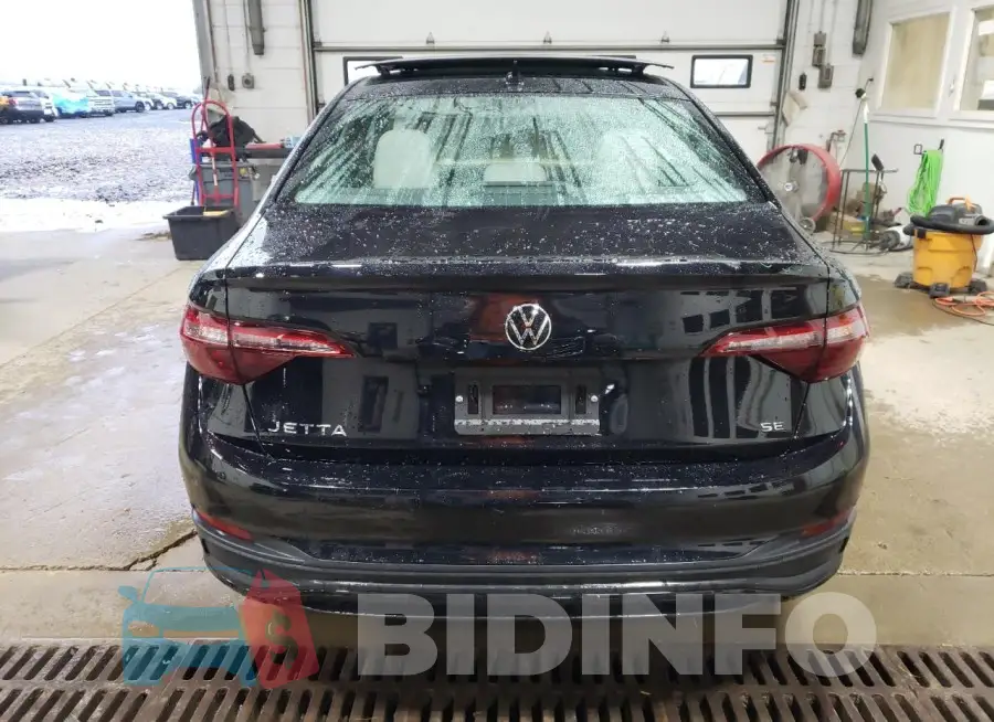 3VW7M7BU8RM017969 Photo# 6