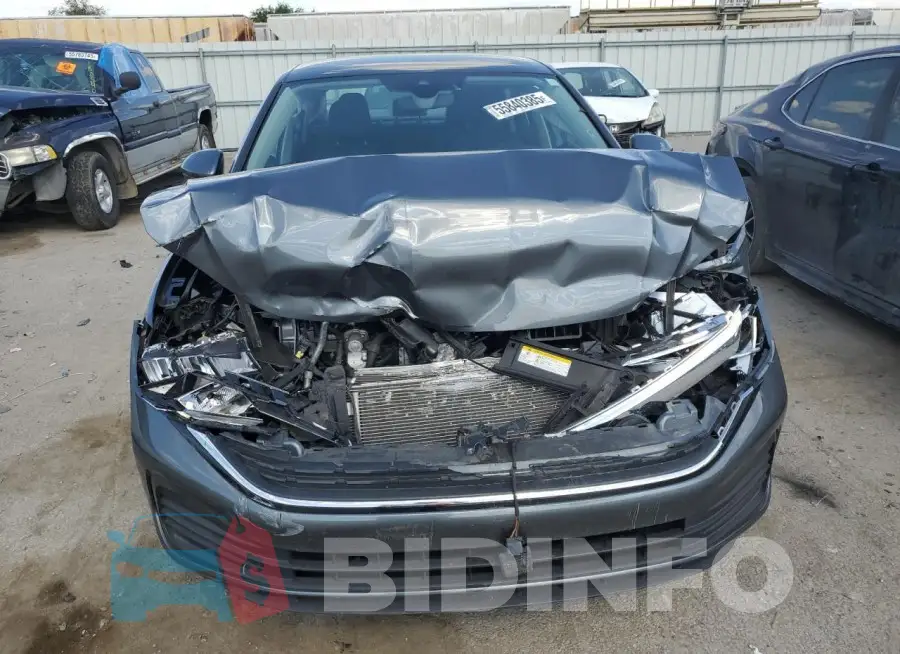 3VW7M7BU9NM001855 Photo# 5