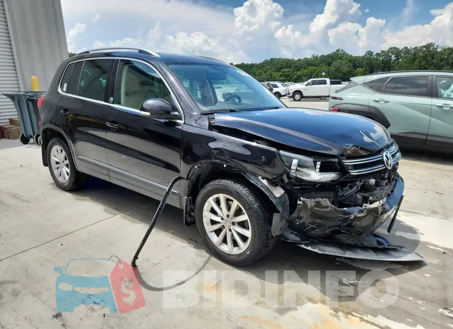 WVGSV7AX4HW503243 Photo# 4