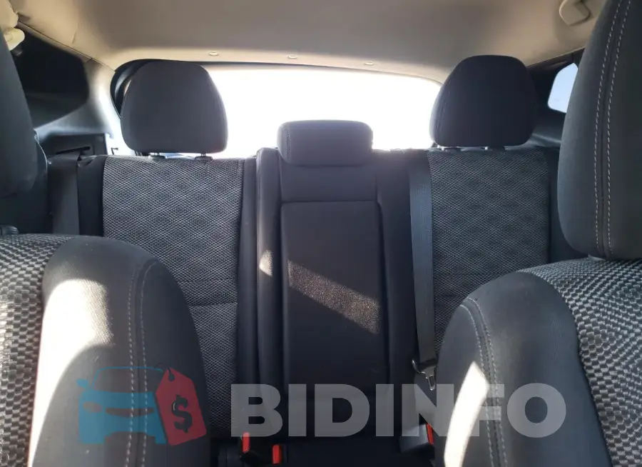 JN1BJ1CR8KW348217 Photo# 10