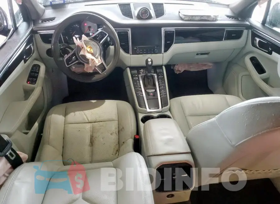 WP1AB2A58JLB31079 Photo# 8