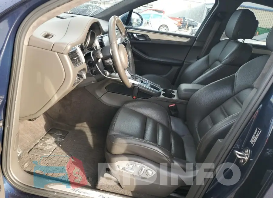 WP1AF2A56GLB93061 Photo# 7